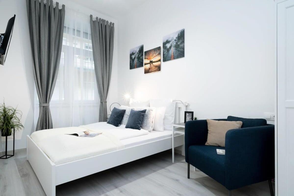 New Home At Exlusive Central Location Budapest Luaran gambar