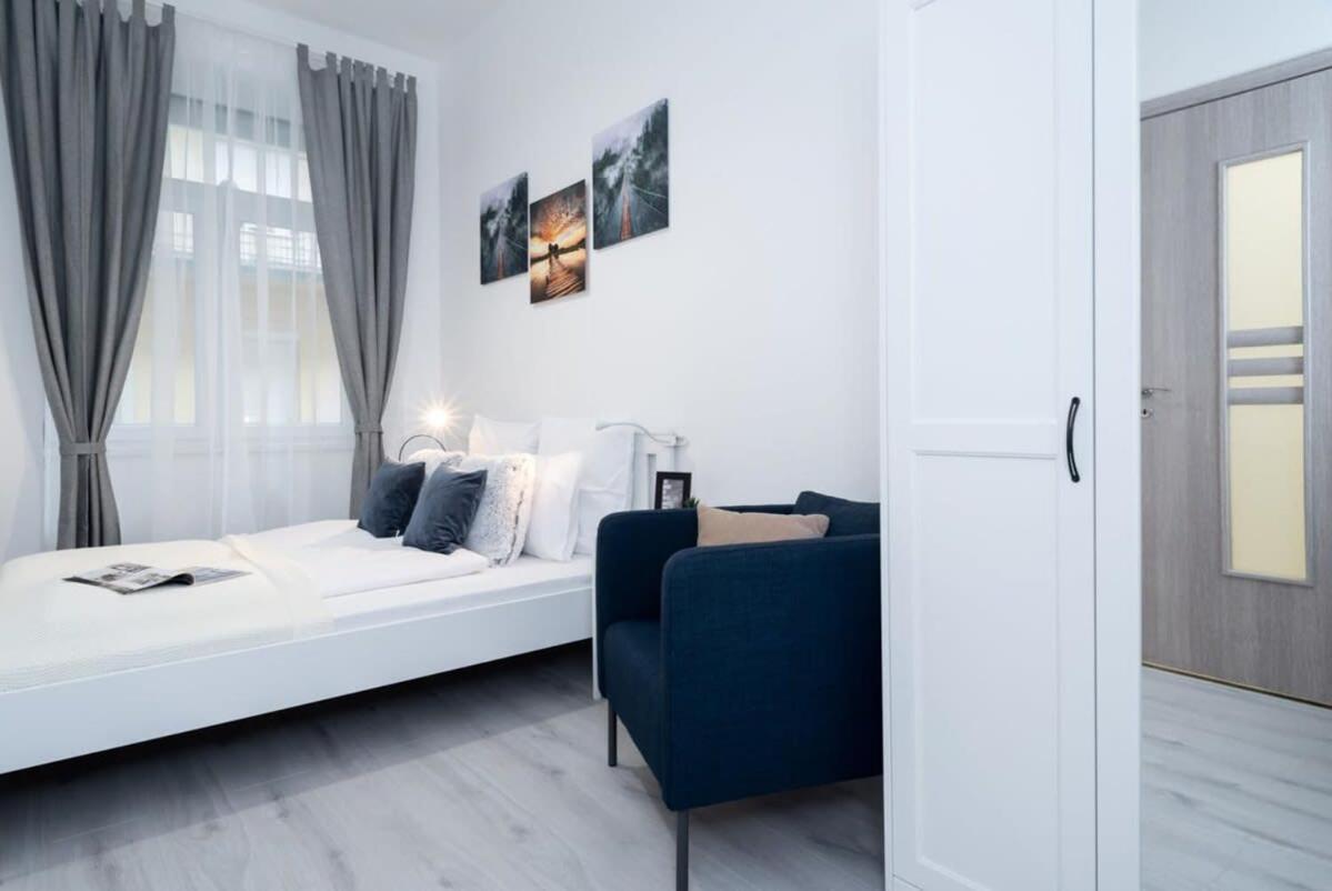 New Home At Exlusive Central Location Budapest Luaran gambar